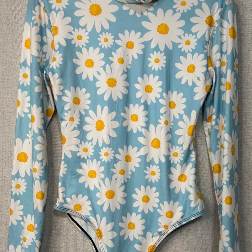 Womens Blue Daisy Print Butter Soft Long Sleeve Bodysuit Floral Medium